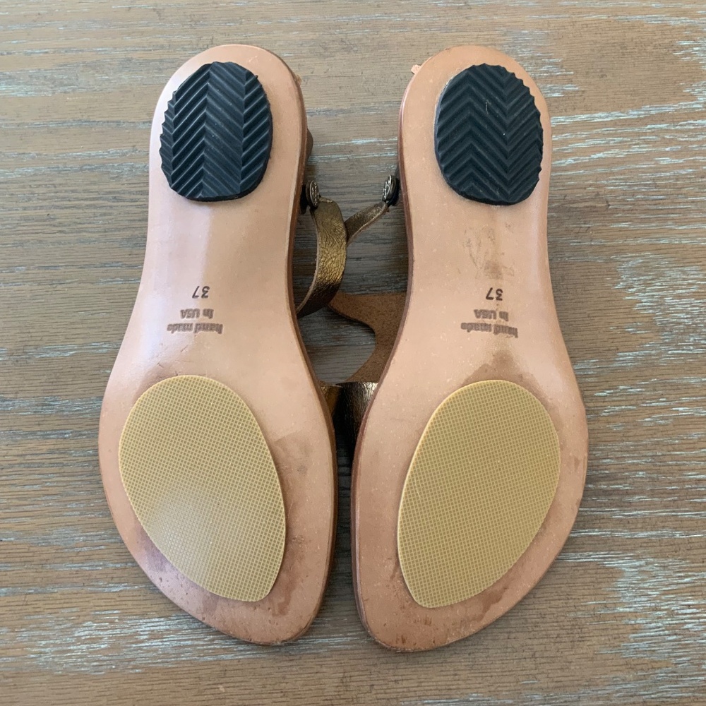 Cydwoq Leather Golden Flat Narrow Fit Sandals Size37 - Picture 8 of 8